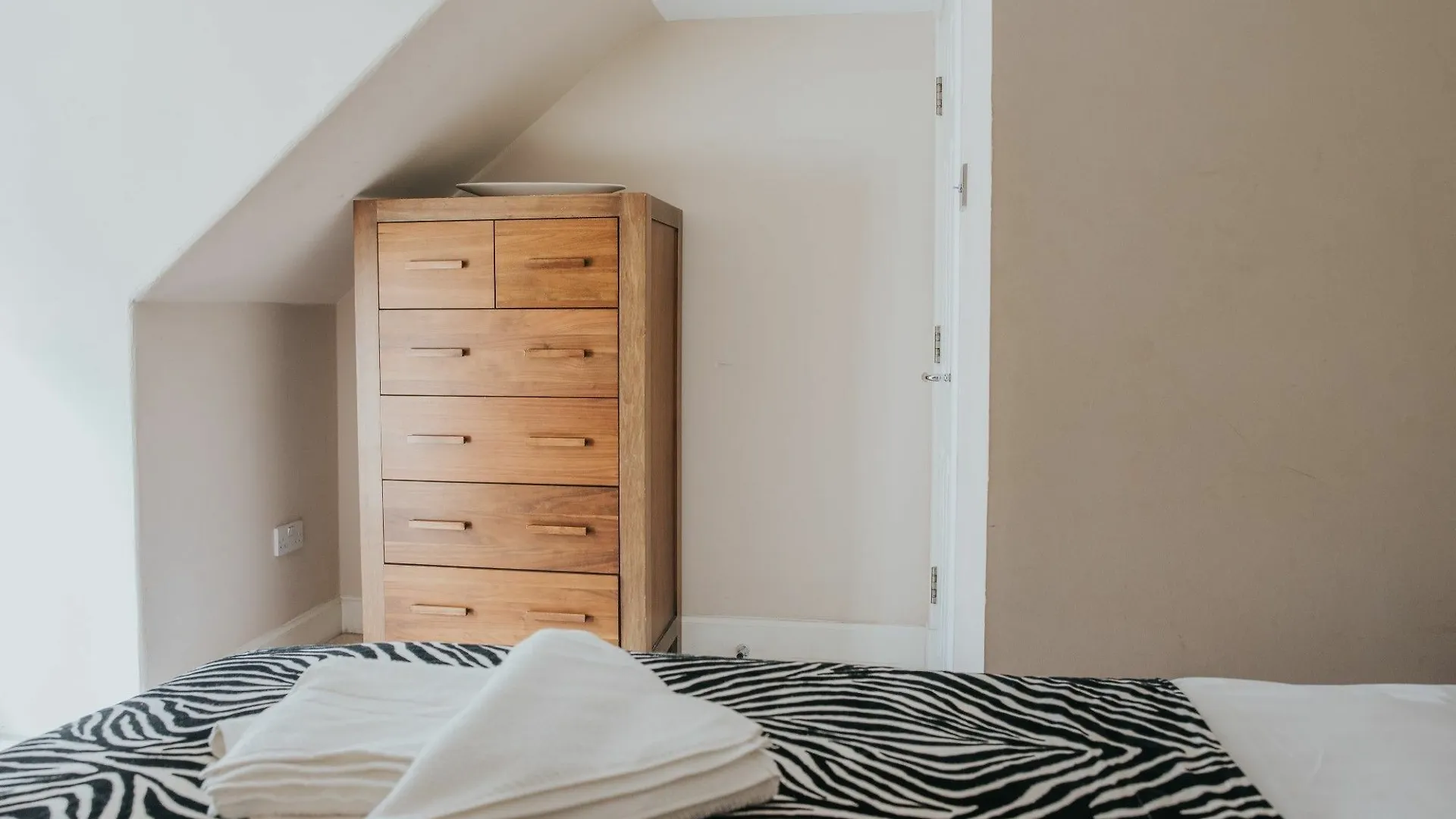 Apartment Reizand Apartments, Young St Edinburgh United Kingdom