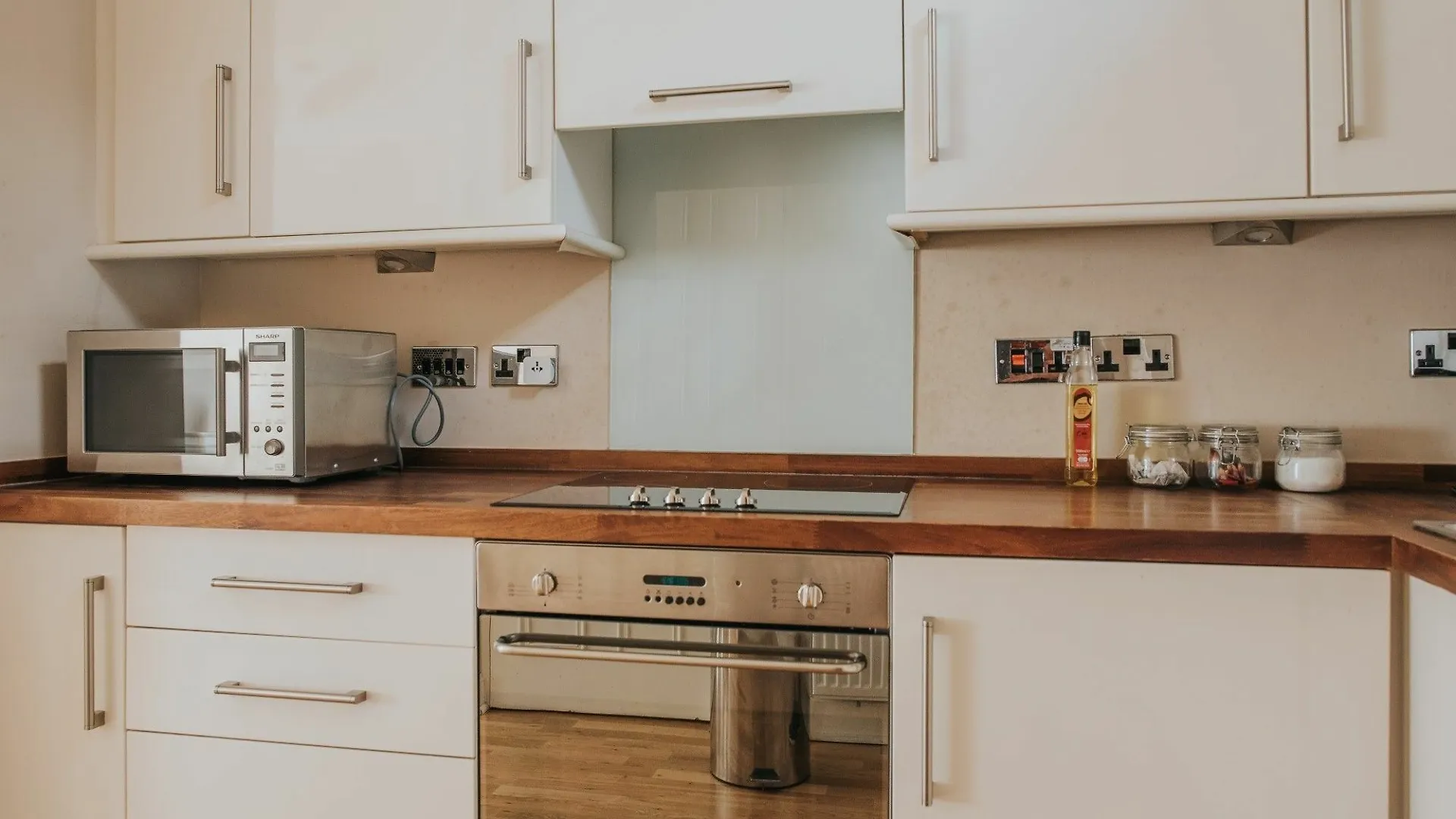 Reizand Apartments, Young St Edinburgh 0*,  United Kingdom