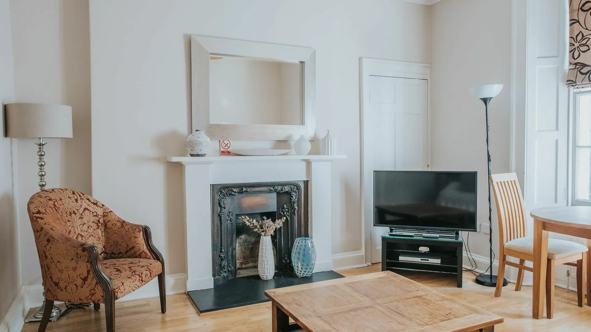Reizand Apartments, Young St Edinburgh United Kingdom