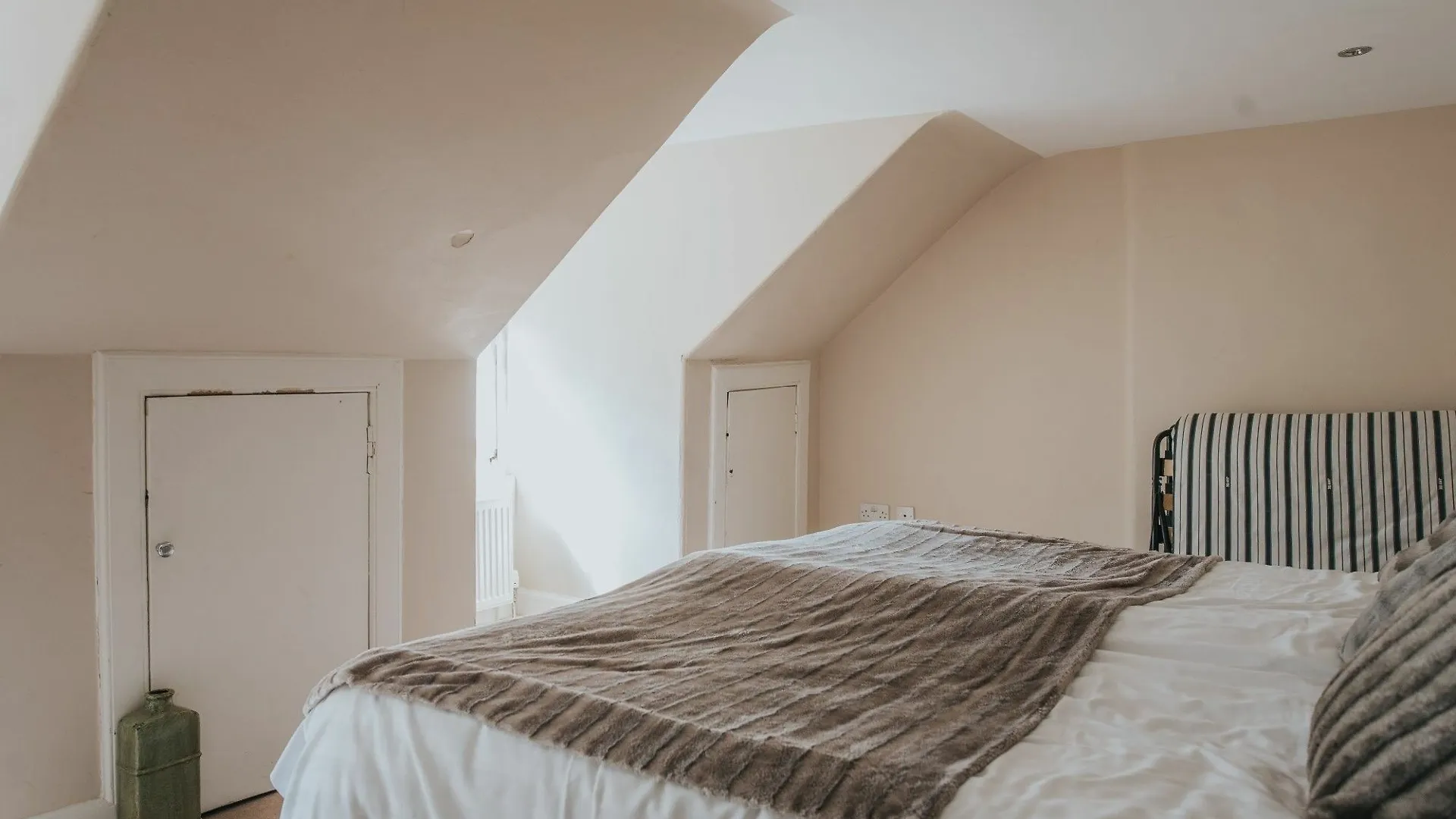 Reizand Apartments, Young St Edinburgh Apartment