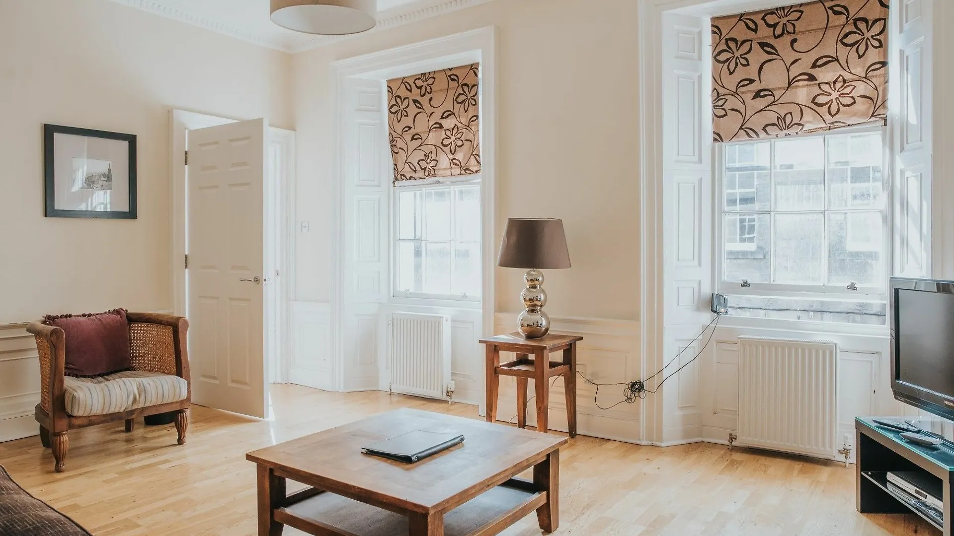 Apartment Reizand Apartments, Young St Edinburgh